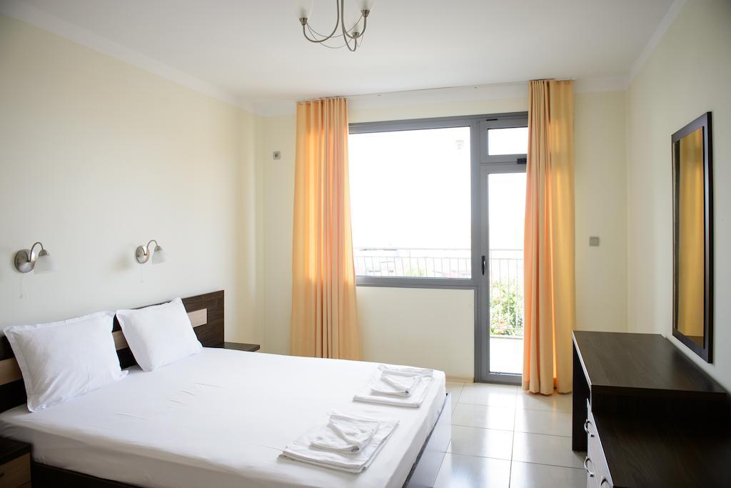 Gardenia Vacation Settlement Aparthotel Sozopol Room photo